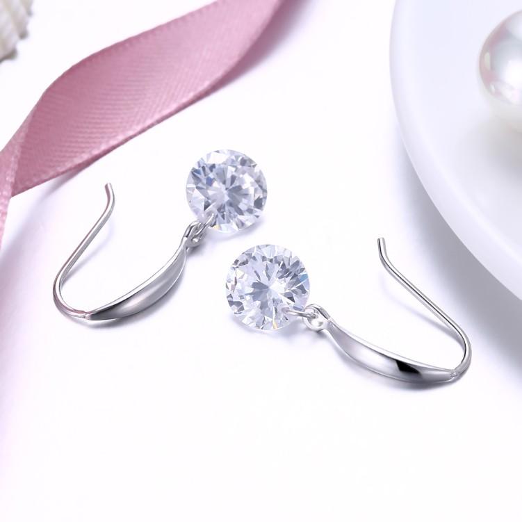 Austrian Crystal Drill Drop Earring in 18K White Gold Plated ITALY Design Elsy Style Earring