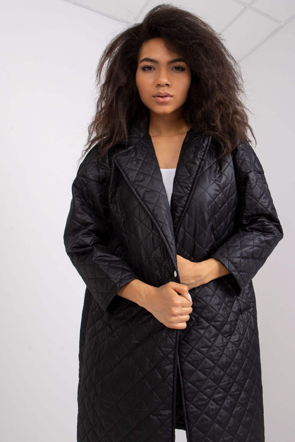 Coat model 170423 Elsy Style Women`s Coats, Jackets