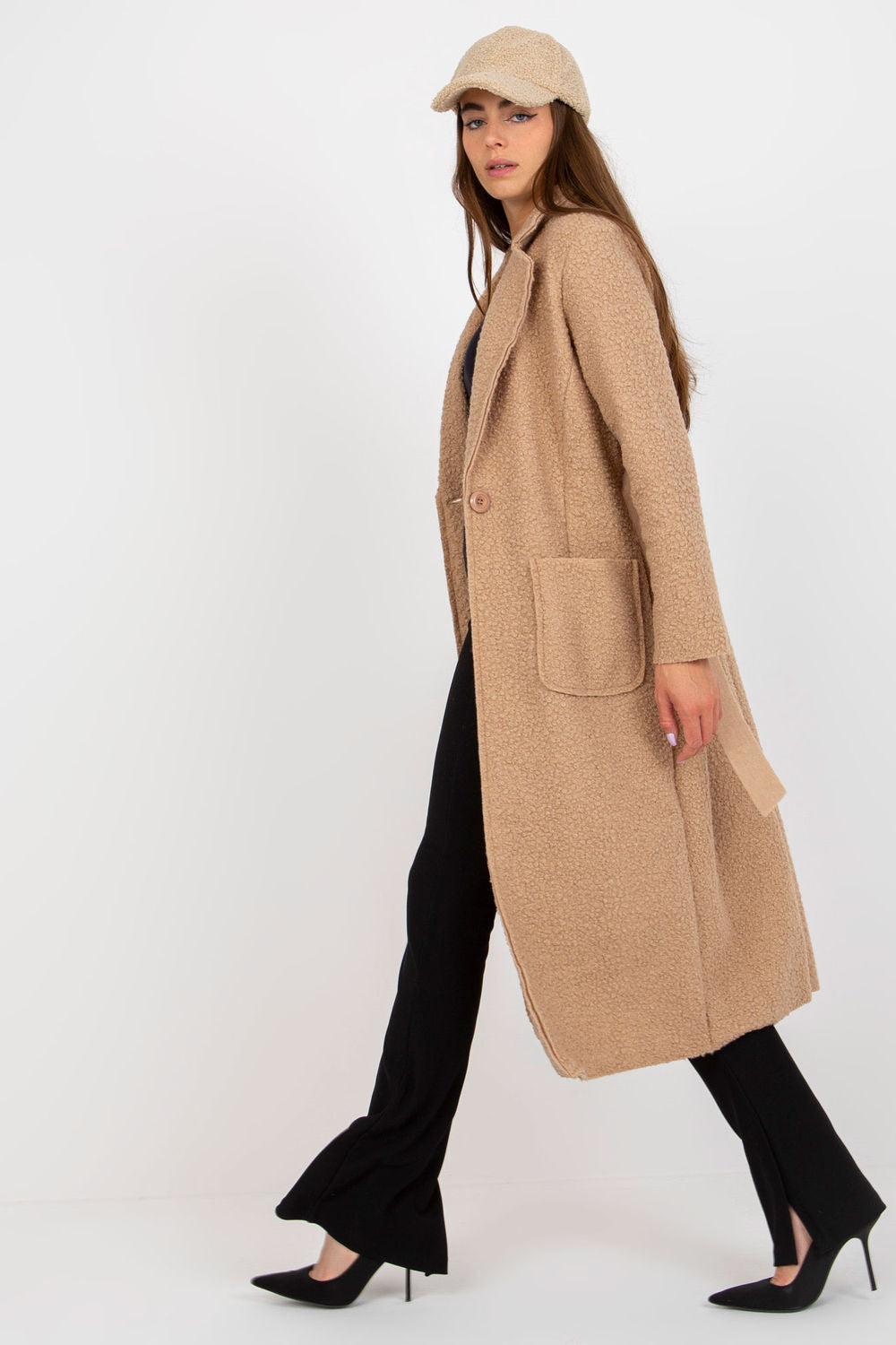 Coat model 172452 Elsy Style Women`s Coats, Jackets