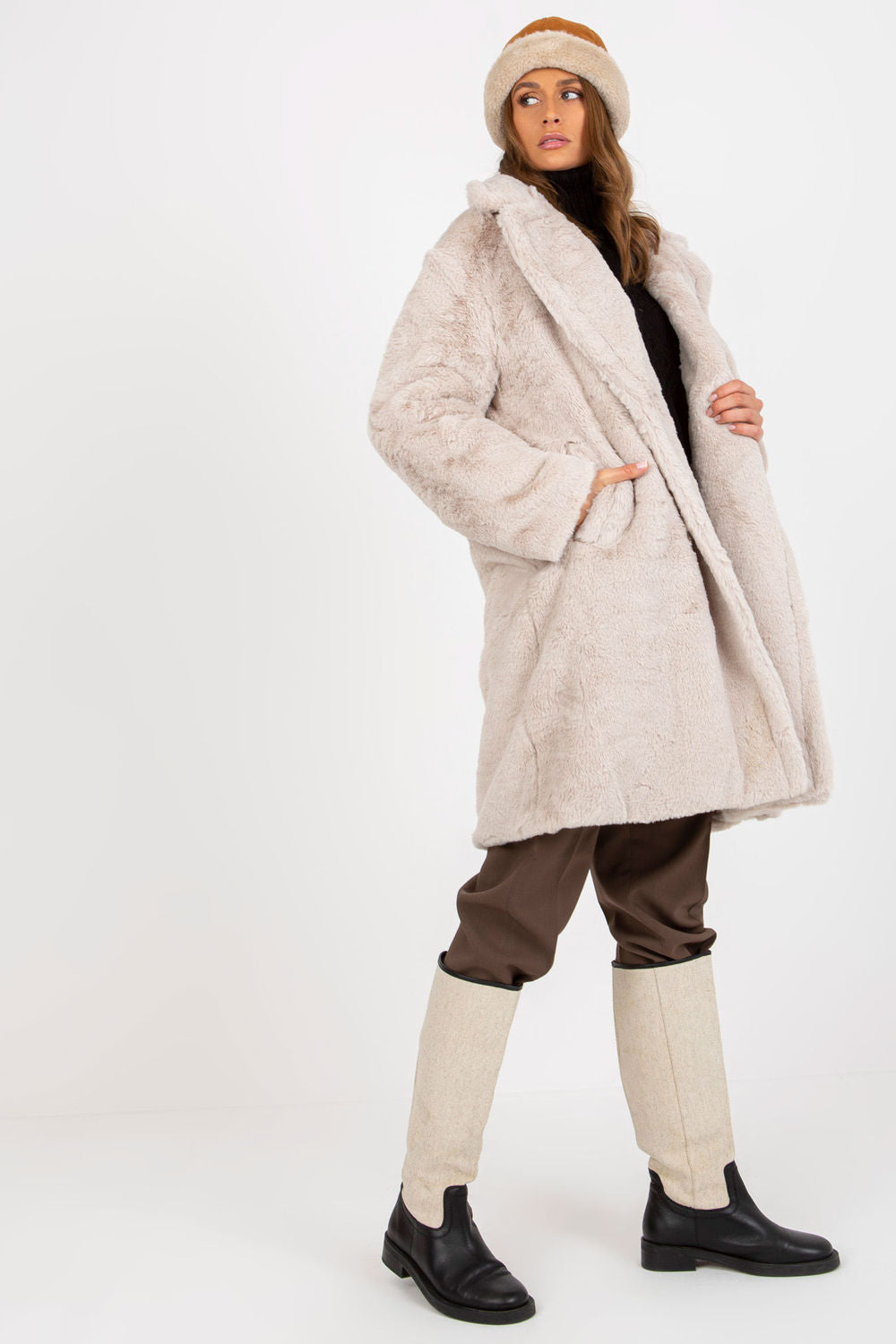 Coat model 173335 Elsy Style Women`s Coats, Jackets