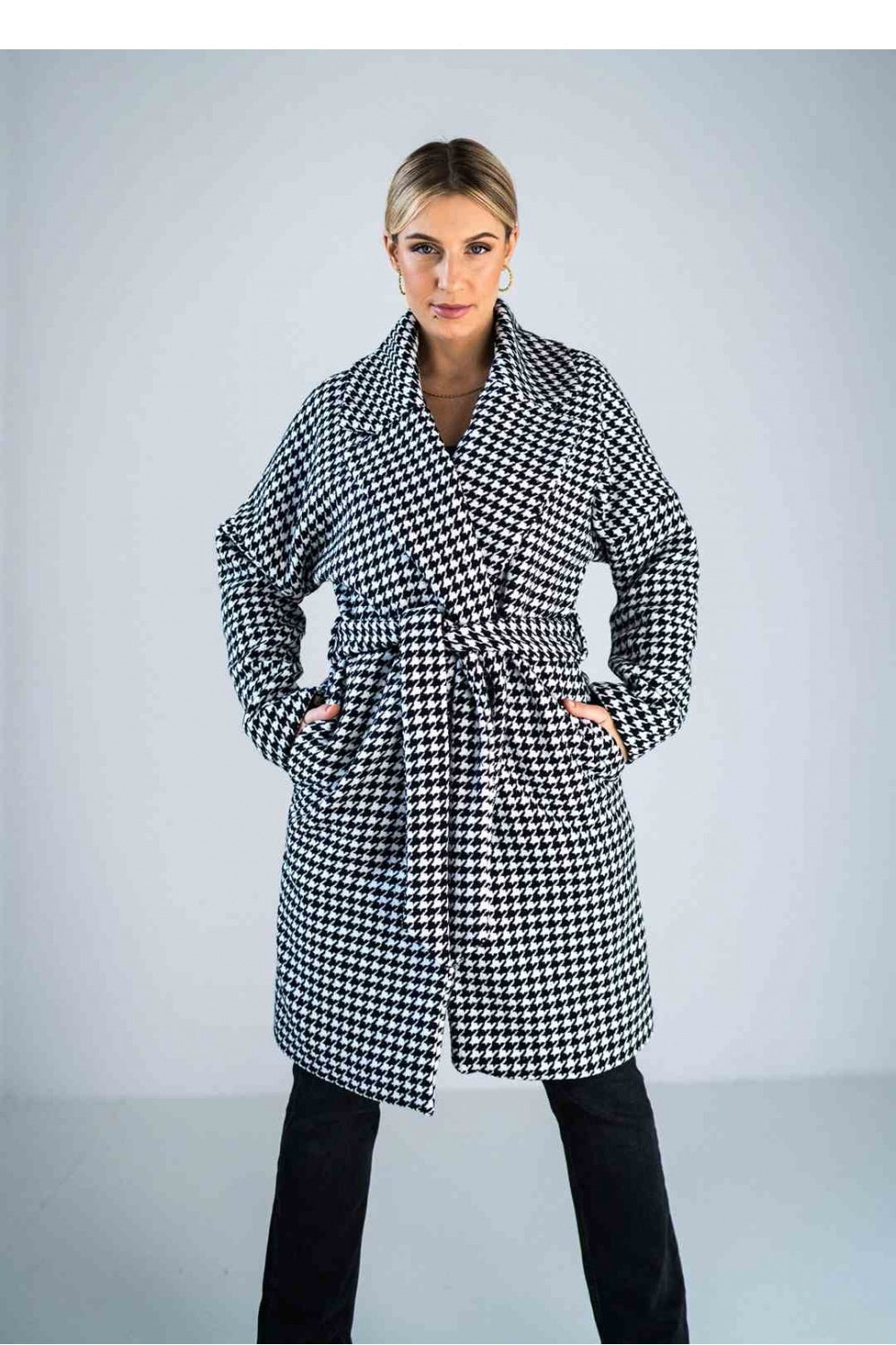 Coat model 174070 Elsy Style Women`s Coats, Jackets