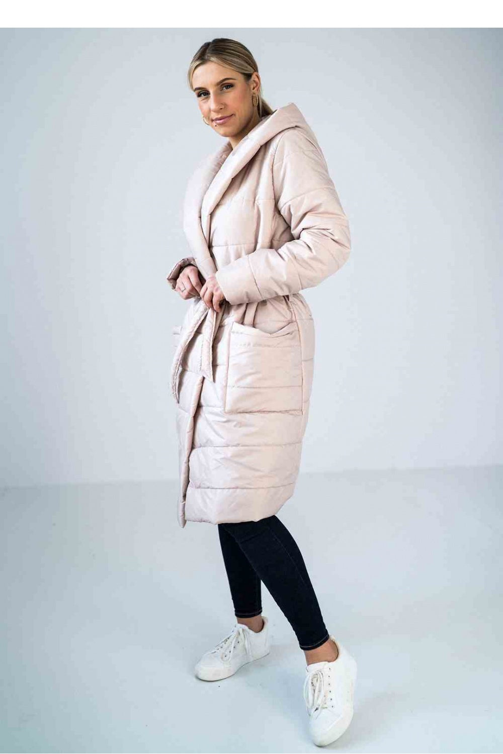 Coat model 174073 Elsy Style Women`s Coats, Jackets