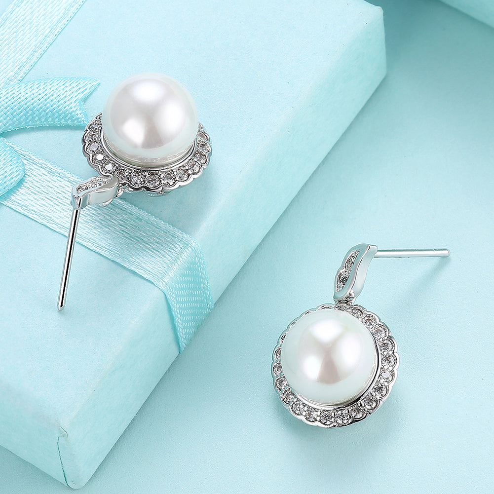 Halo Pave Freshwater Pearl Stud in 18K White Gold Plated with  Crystals Elsy Style Earring