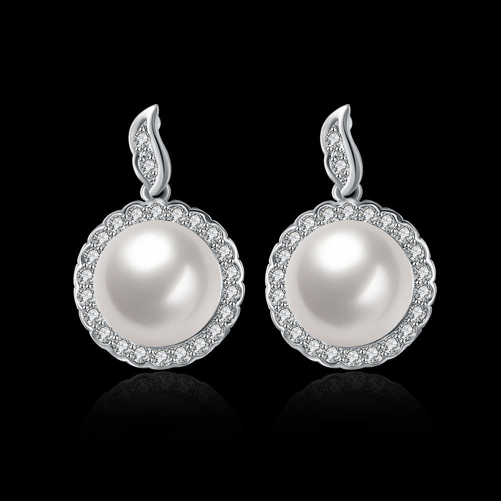 Halo Pave Freshwater Pearl Stud in 18K White Gold Plated with  Crystals Elsy Style Earring