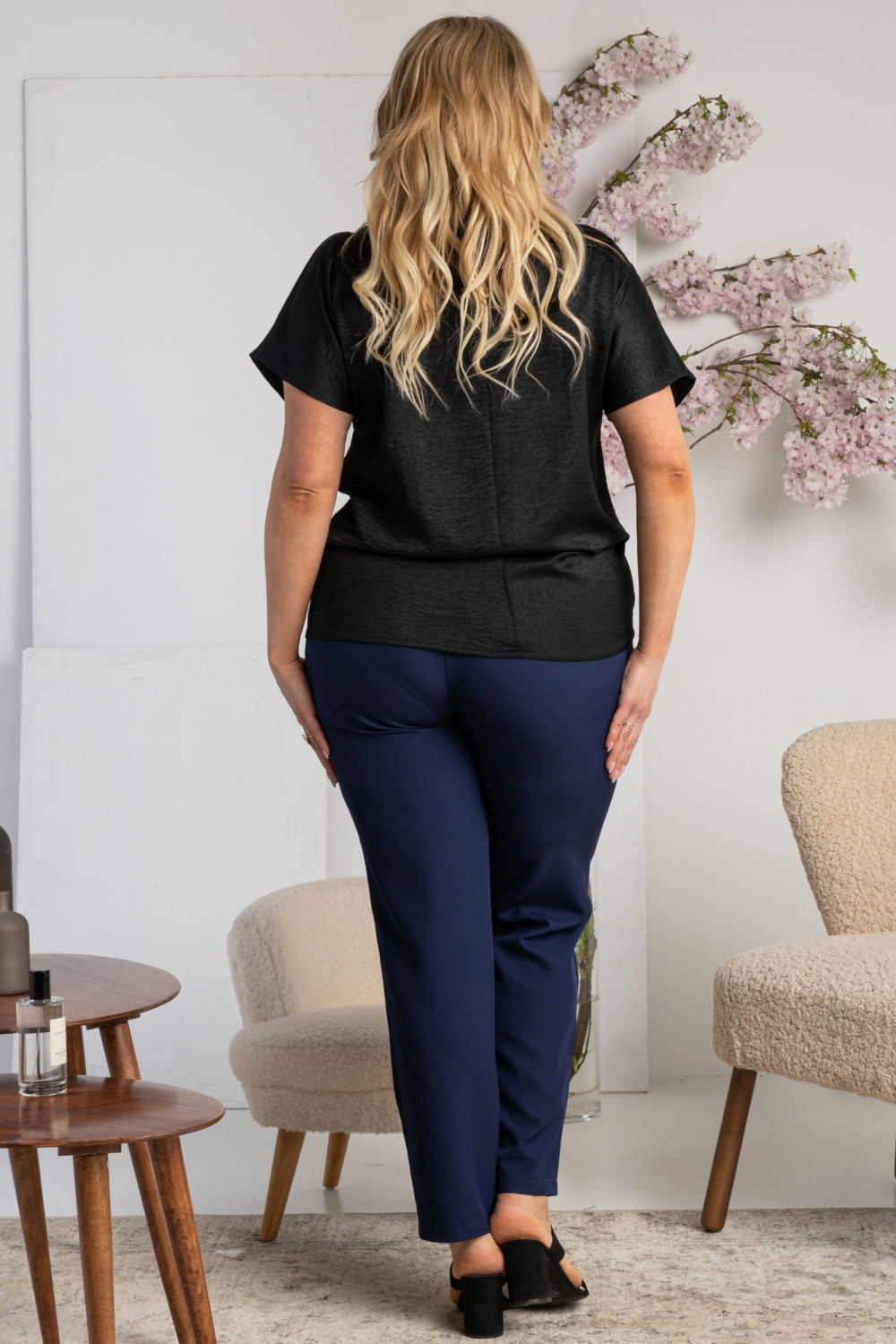 Plus size Trousers model 180490 Elsy Style Plus size Trousers