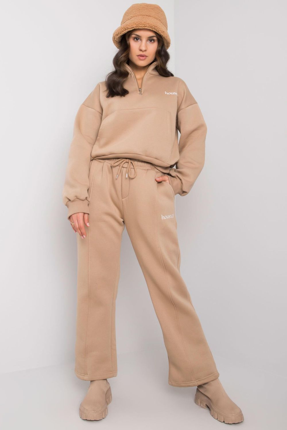 Set model 160789 Elsy Style Pants, Trousers, Shorts