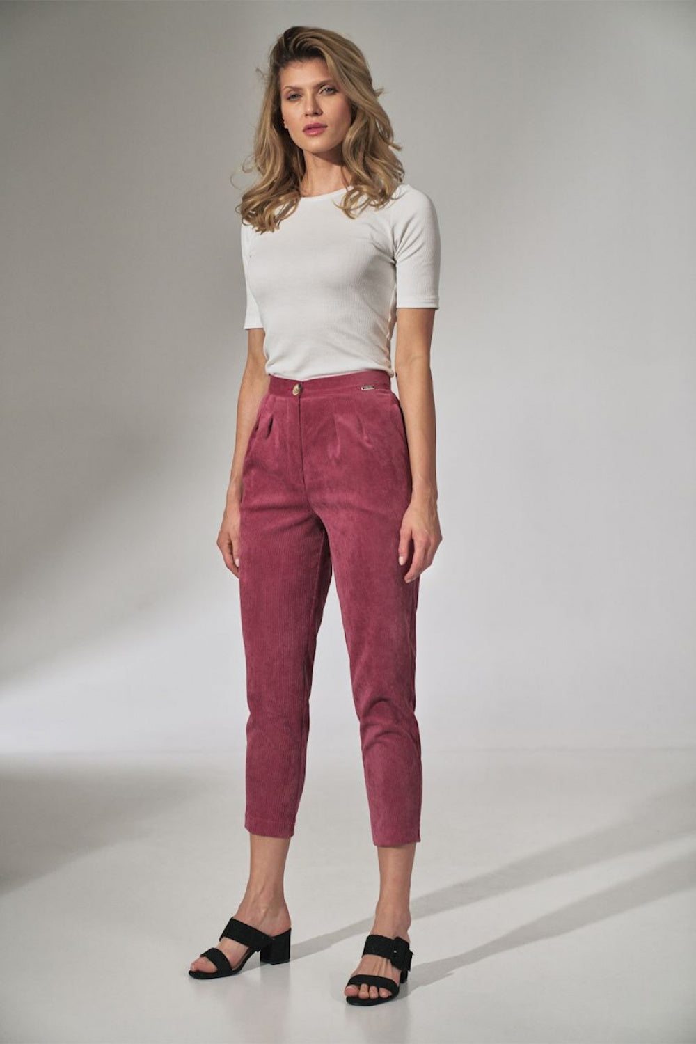 Women trousers model 151821 Elsy Style Pants, Trousers, Shorts