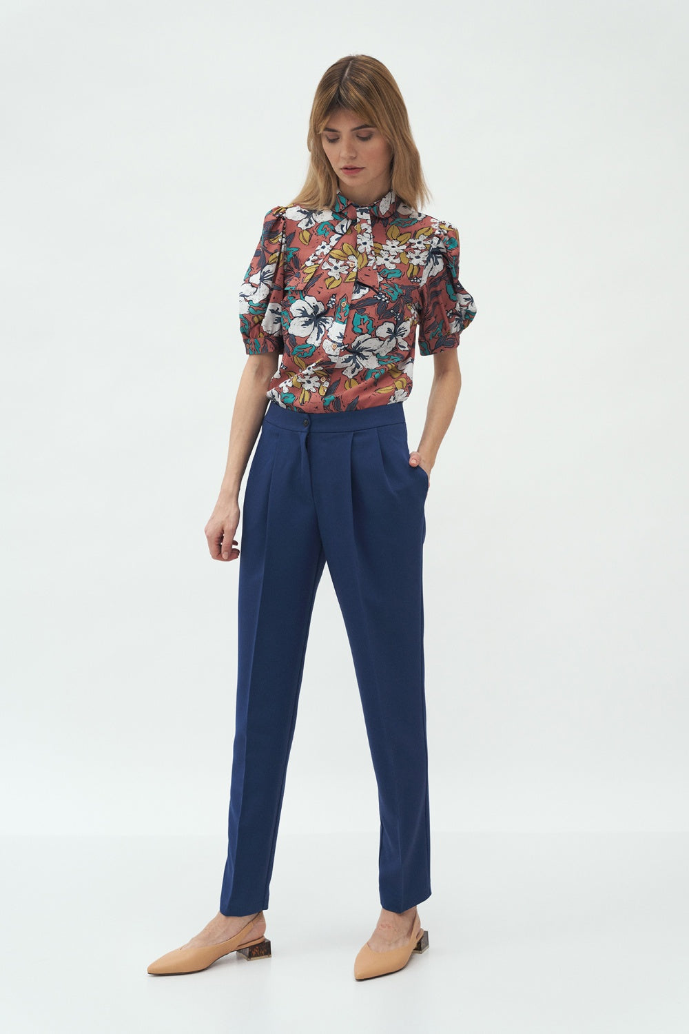 Women trousers model 152501 Elsy Style Pants, Trousers, Shorts