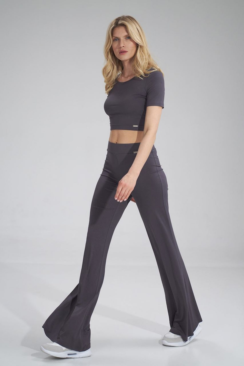 Women trousers model 154712 Elsy Style Pants, Trousers, Shorts