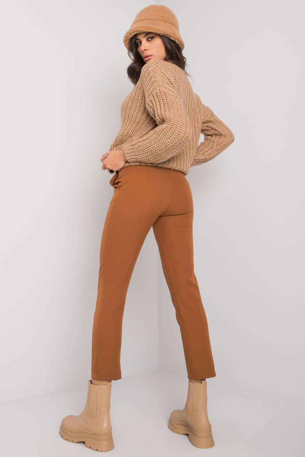 Women trousers model 161294 Elsy Style Pants, Trousers, Shorts