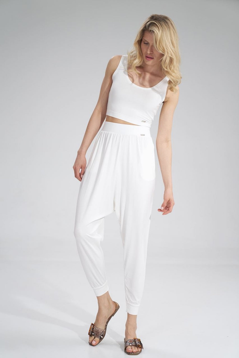 Women trousers model 162343 Elsy Style Pants, Trousers, Shorts