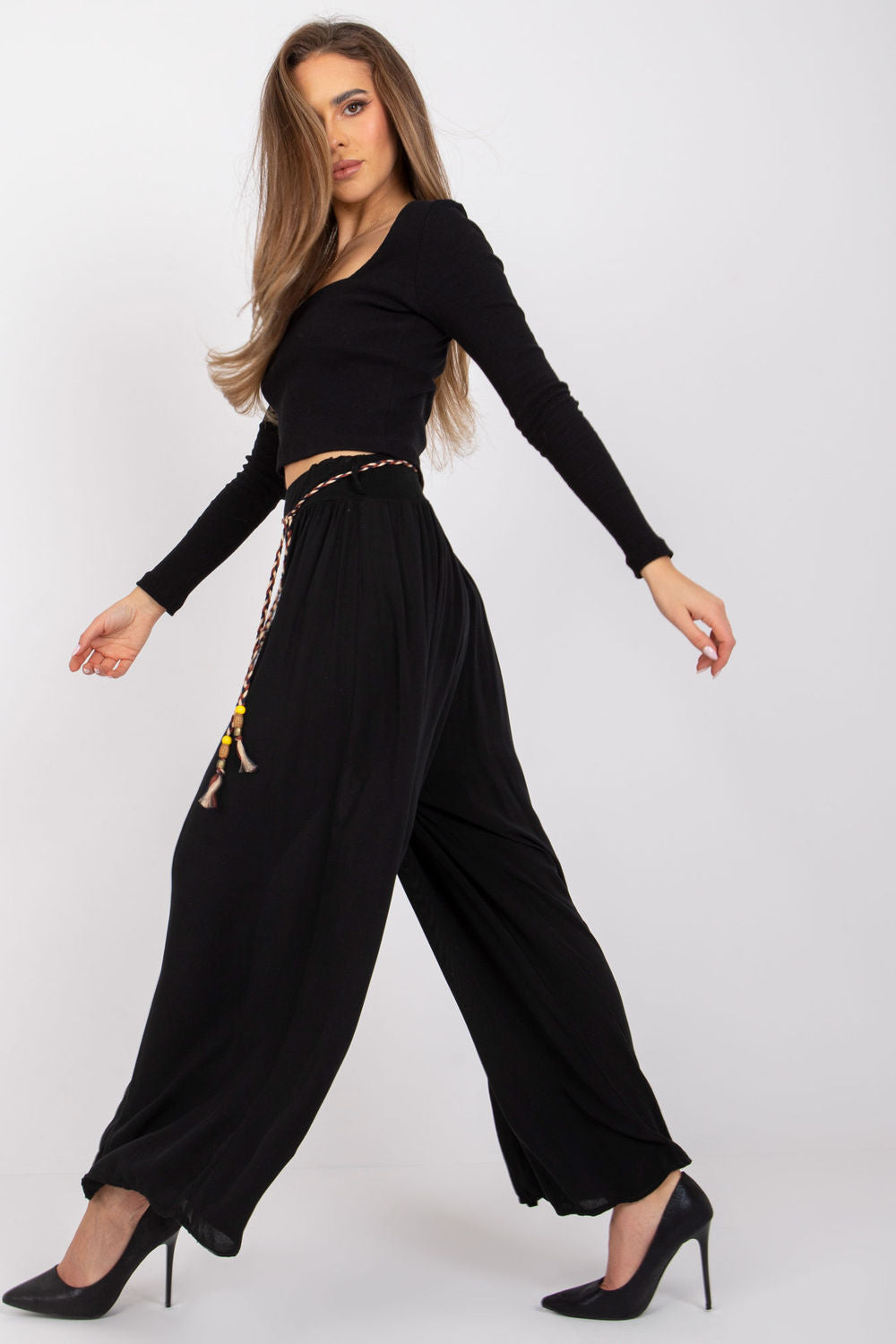 Women trousers model 166056 Elsy Style Pants, Trousers, Shorts