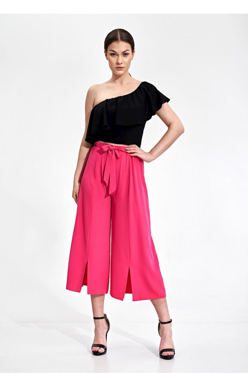 Women trousers model 167229 Elsy Style Pants, Trousers, Shorts