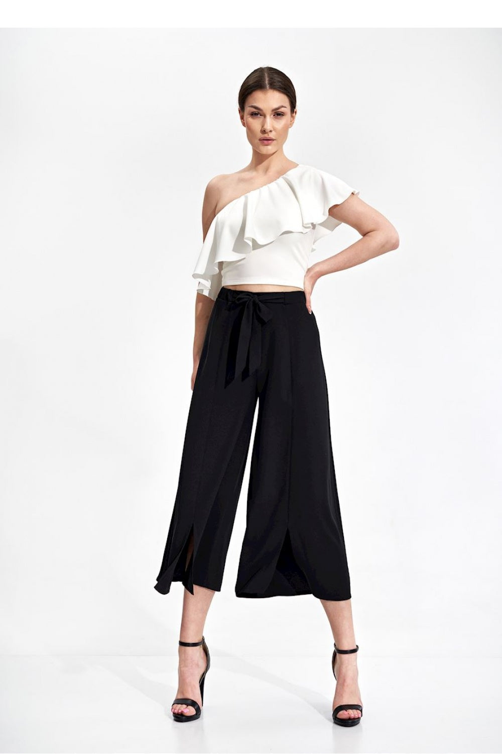 Women trousers model 167232 Elsy Style Pants, Trousers, Shorts