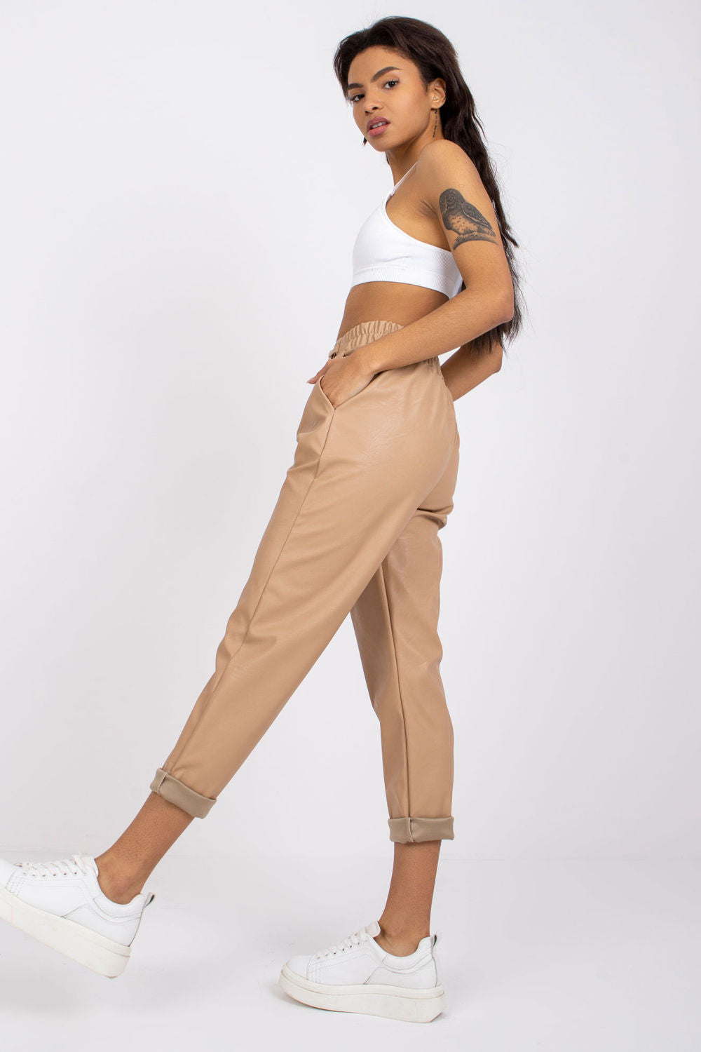 Women trousers model 167380 Elsy Style Pants, Trousers, Shorts