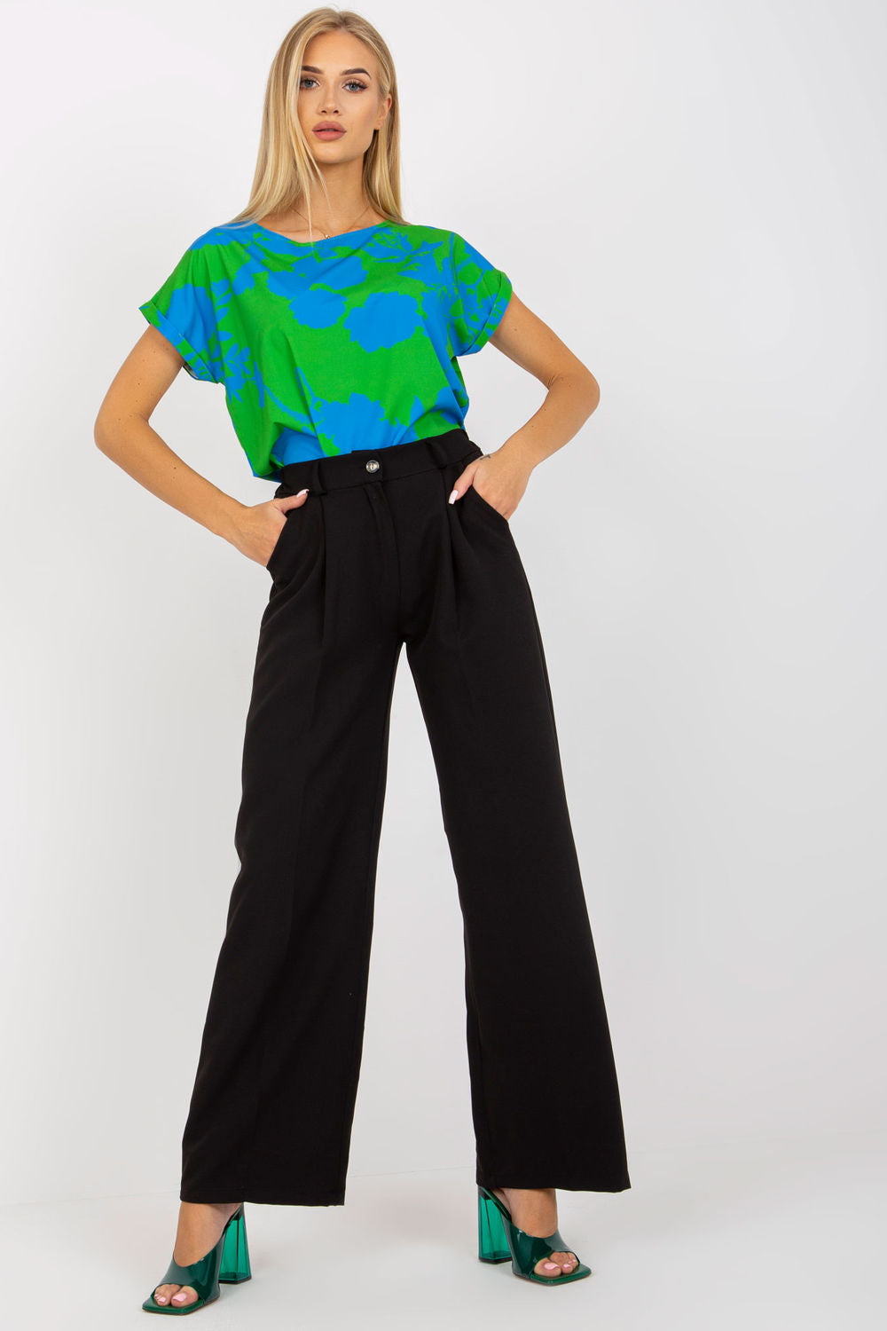 Women trousers model 167513 Elsy Style Pants, Trousers, Shorts