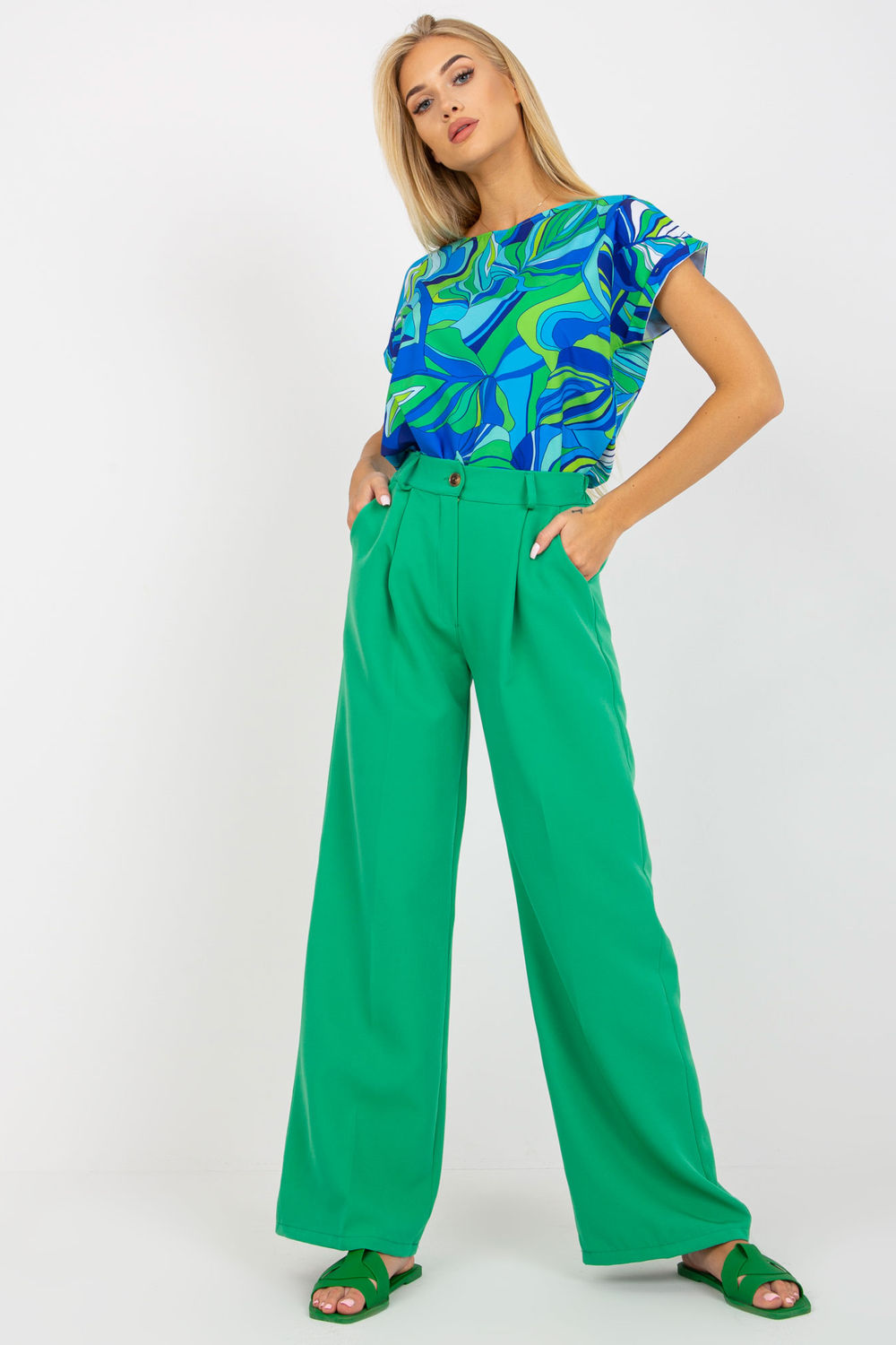 Women trousers model 167514 Elsy Style Pants, Trousers, Shorts