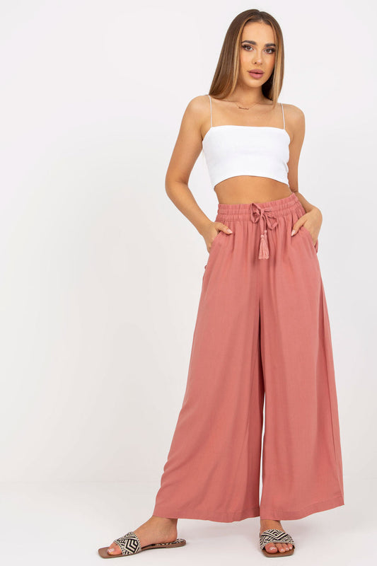 Women trousers model 168448 Elsy Style Pants, Trousers, Shorts