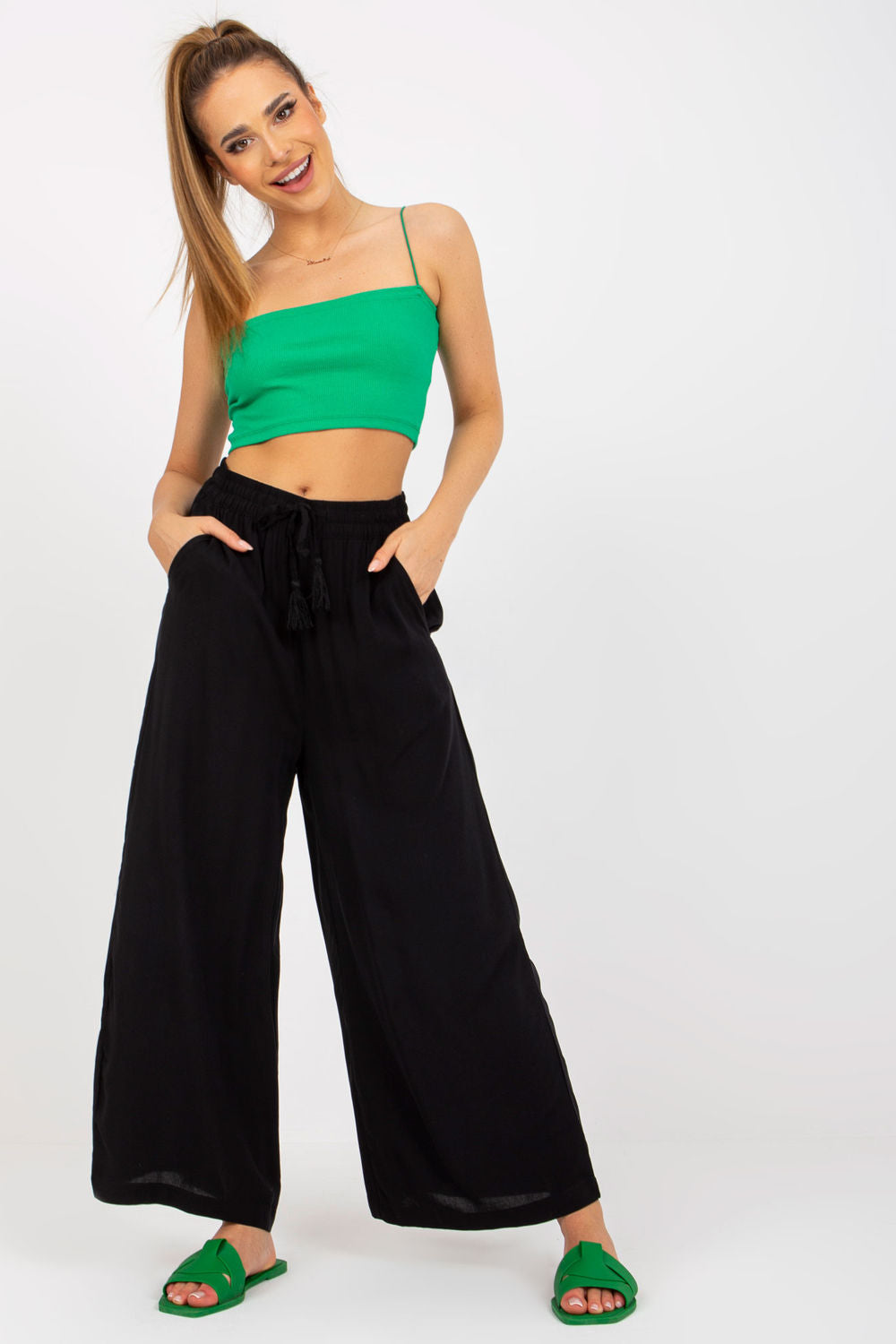 Women trousers model 168450 Elsy Style Pants, Trousers, Shorts