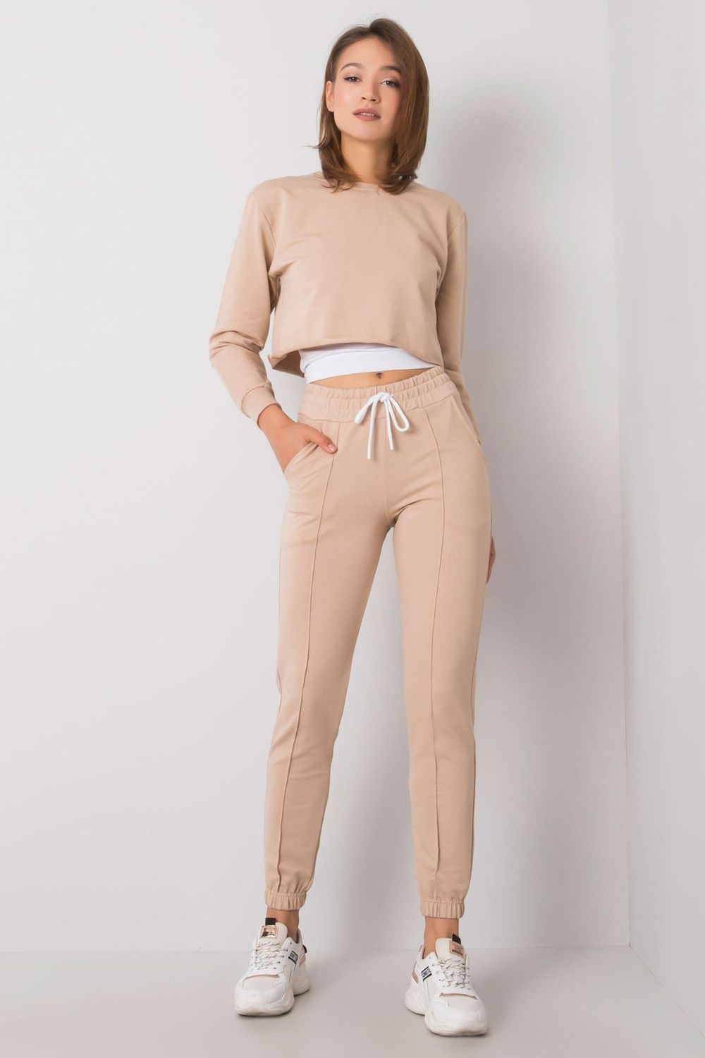 Women trousers model 168895 Elsy Style Pants, Trousers, Shorts