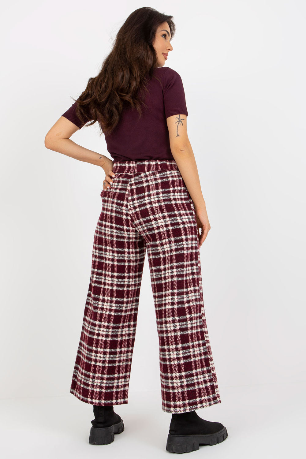 Women trousers model 175001 Elsy Style Pants, Trousers, Shorts