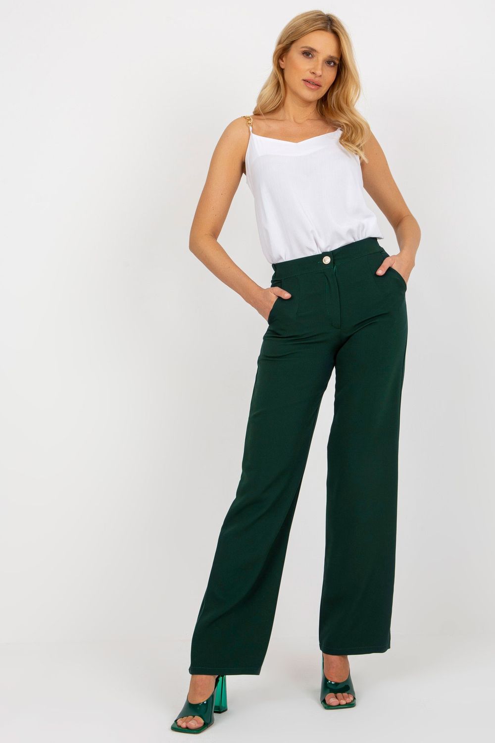 Women trousers model 175777 Elsy Style Pants, Trousers, Shorts