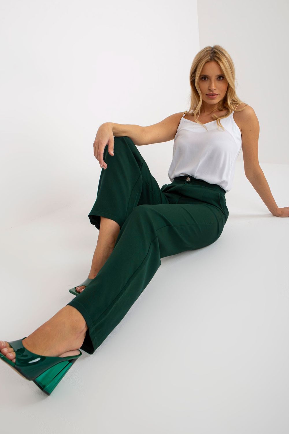 Women trousers model 175777 Elsy Style Pants, Trousers, Shorts