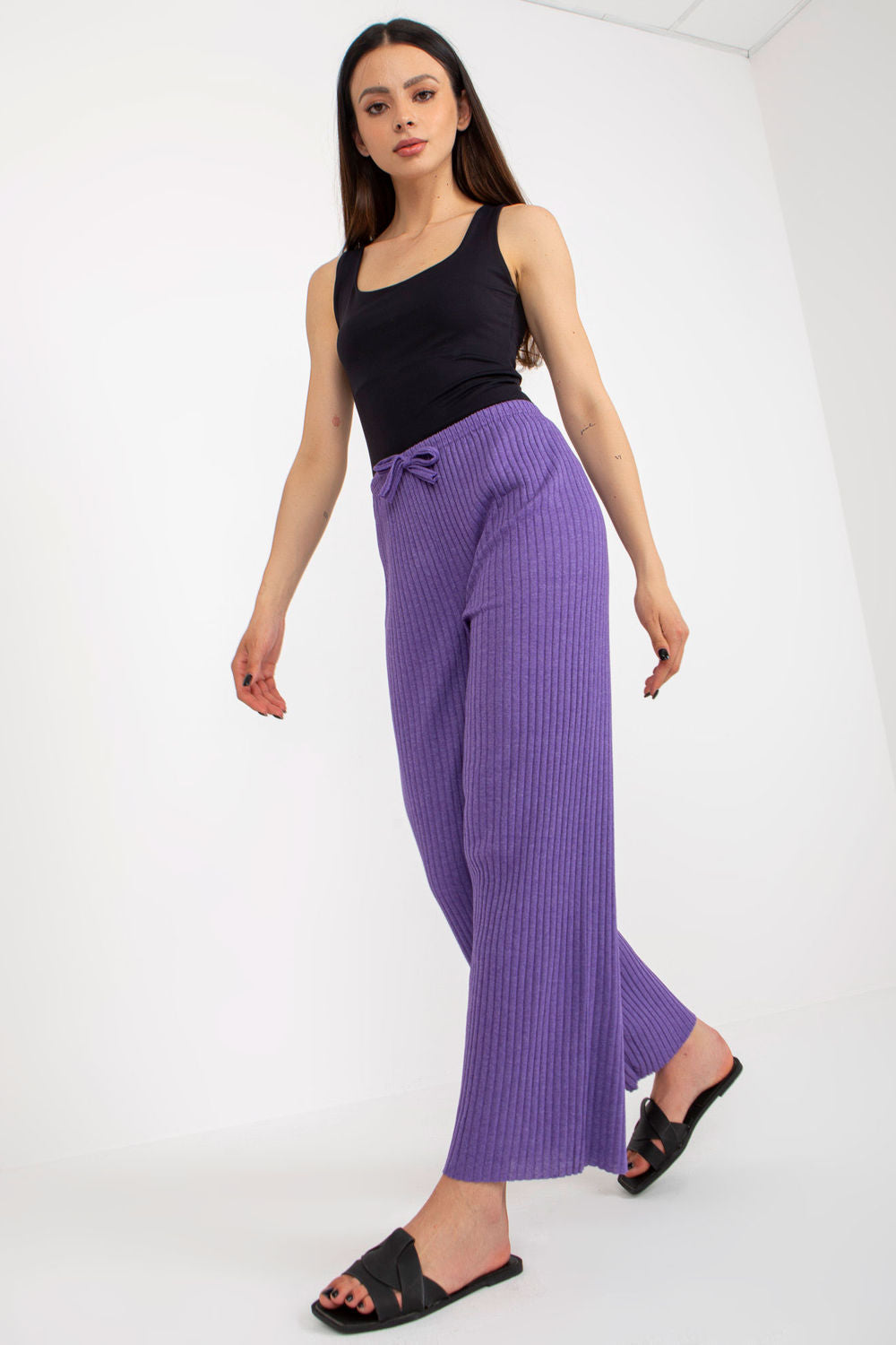 Women trousers model 181605 Elsy Style Pants, Trousers, Shorts