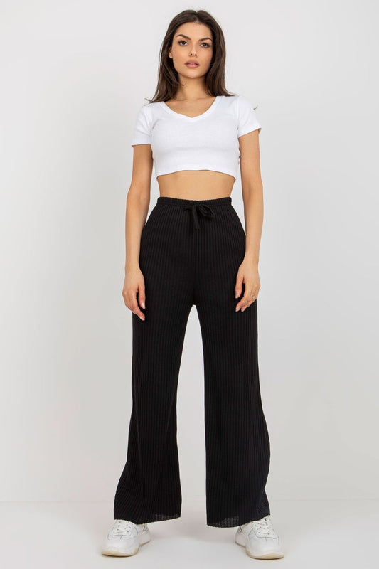 Women trousers model 181609 Elsy Style Pants, Trousers, Shorts