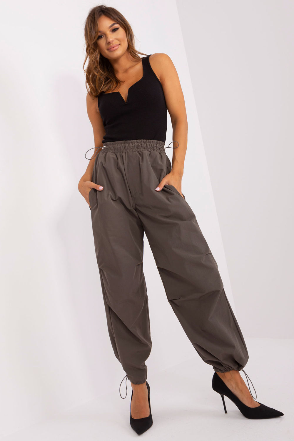 Women trousers model 182538 Elsy Style Pants, Trousers, Shorts