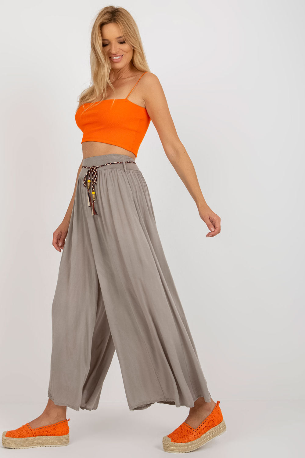 Women trousers model 183482 Elsy Style Pants, Trousers, Shorts