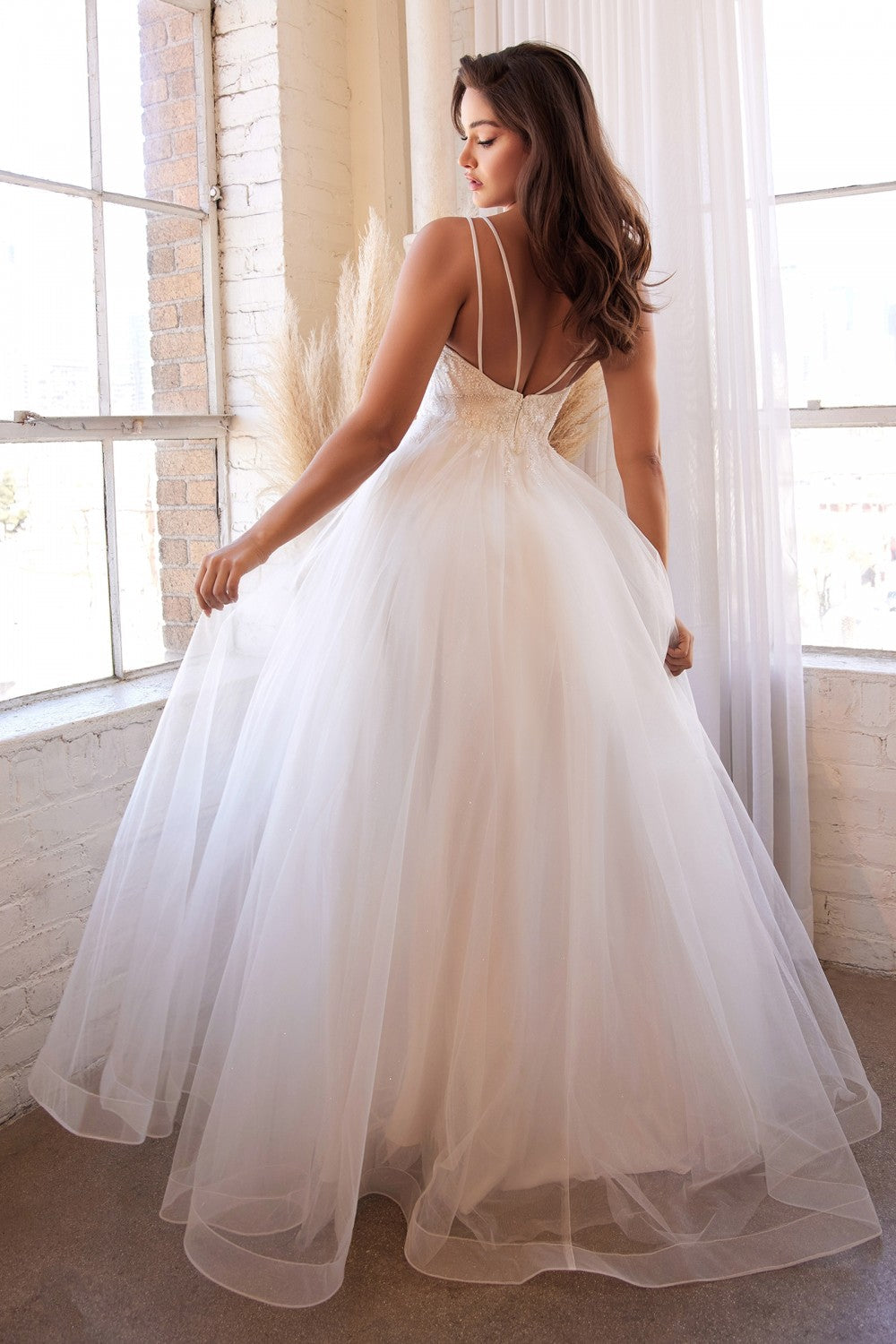 Layered Tulle Vintage Bridal Gown Appliqué Bodice with Doubled Straps and V-neck Modern Wedding Ceremony Style A-line CDCD0154W-3